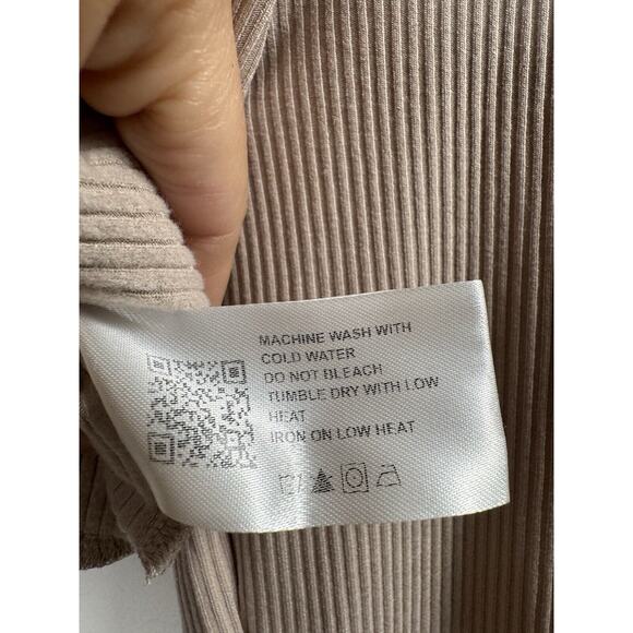 Cider Long Sleeve Rib Knit Crop Top Coquette Sexy Unique Buckle Streetwear XS - Picture 4 of 6